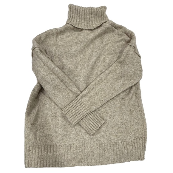H&M Alpaca Blend Turtleneck Sweater – Beige/Tan/Oatmeal (Size M/L) - Picture 4 of 6